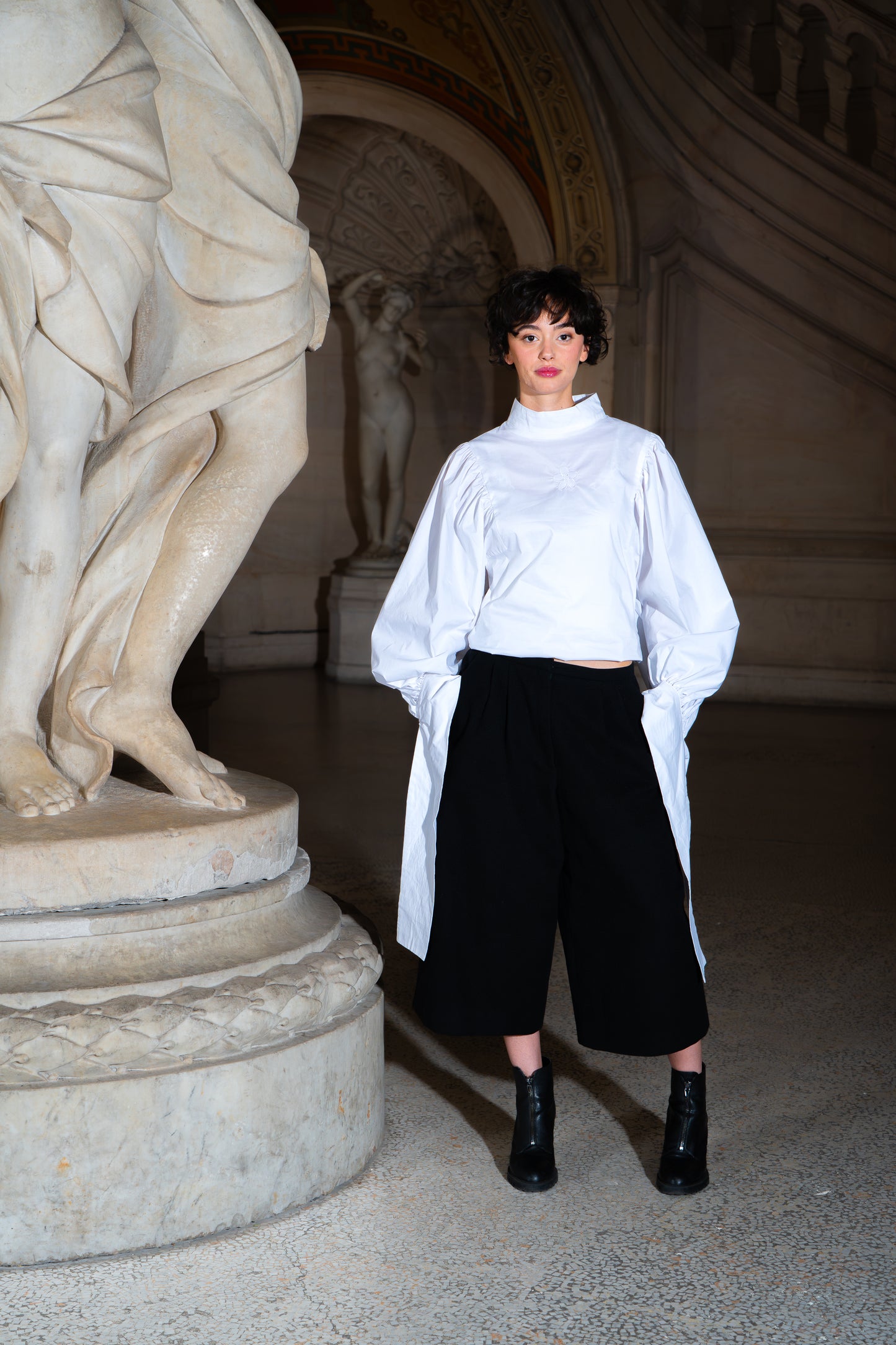 LA BLOUSE CASTA